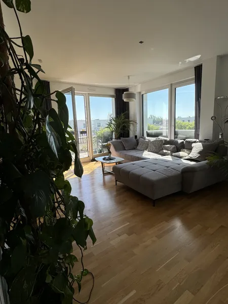 DACHTERASSE 3 ZIMMER I UNTERMIETE — photo 1